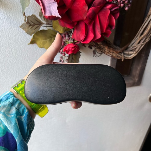 Ray-Ban black hard case sunglasses/eye glasses case - Picture 3 of 15